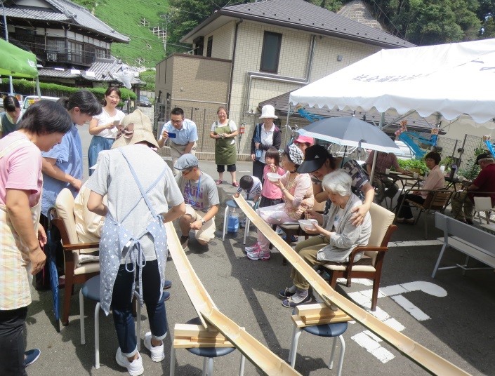 【柳町やまゆり】流しそうめん大会