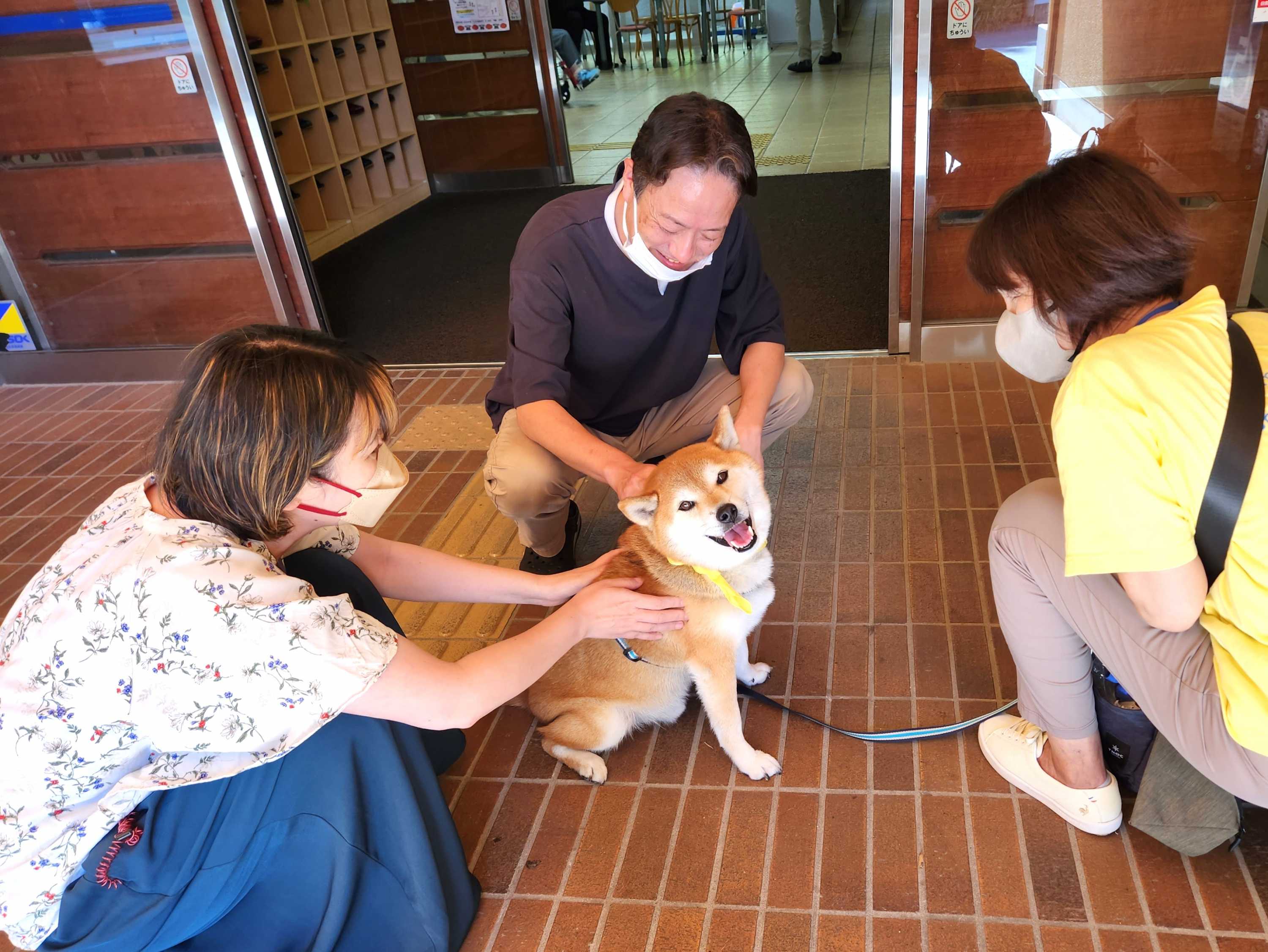 【釜利谷地域ケアプラザ】9月　ドッグセラピー