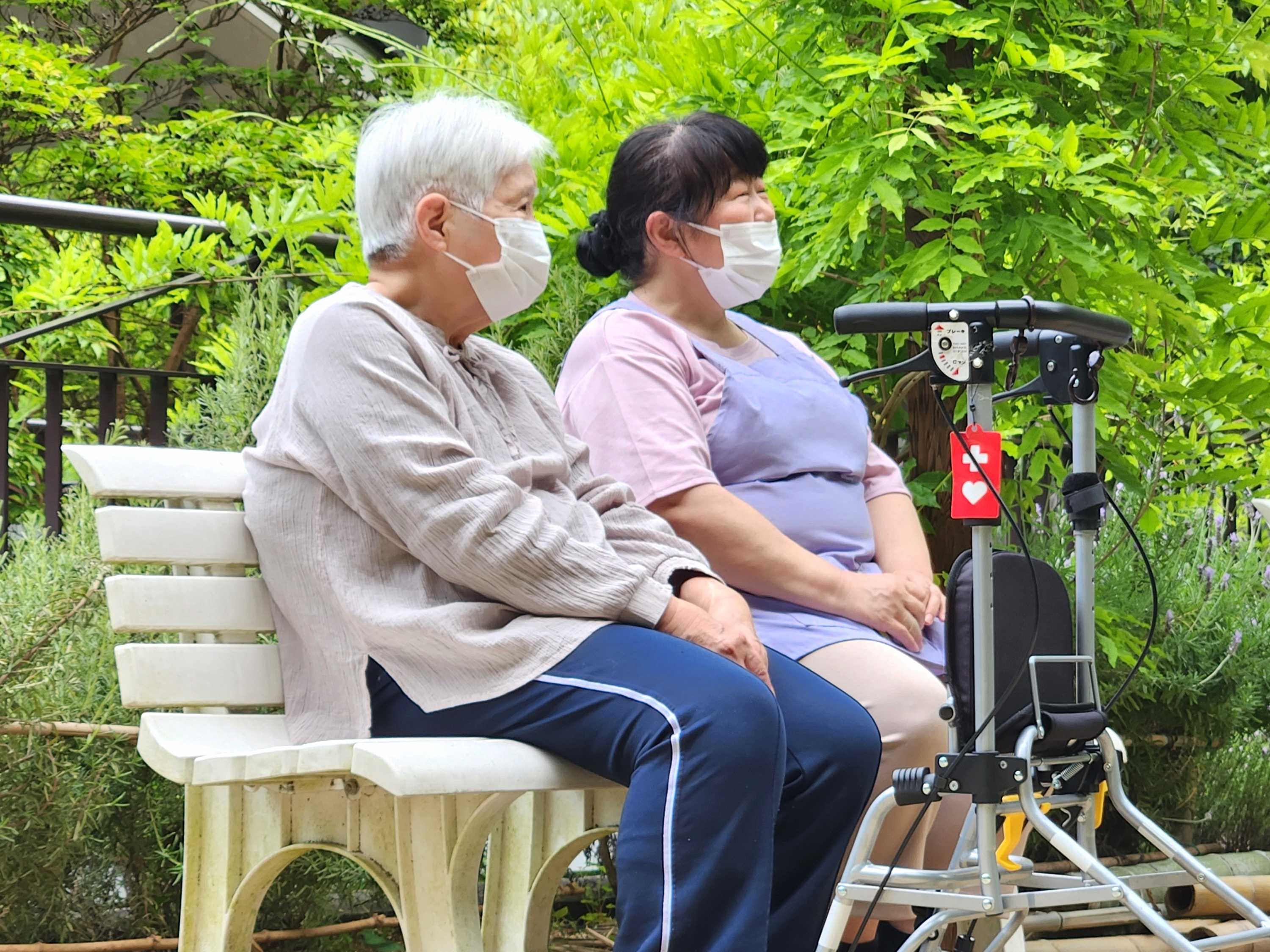 【釜利谷地域ケアプラザ】5月　楽しい散歩