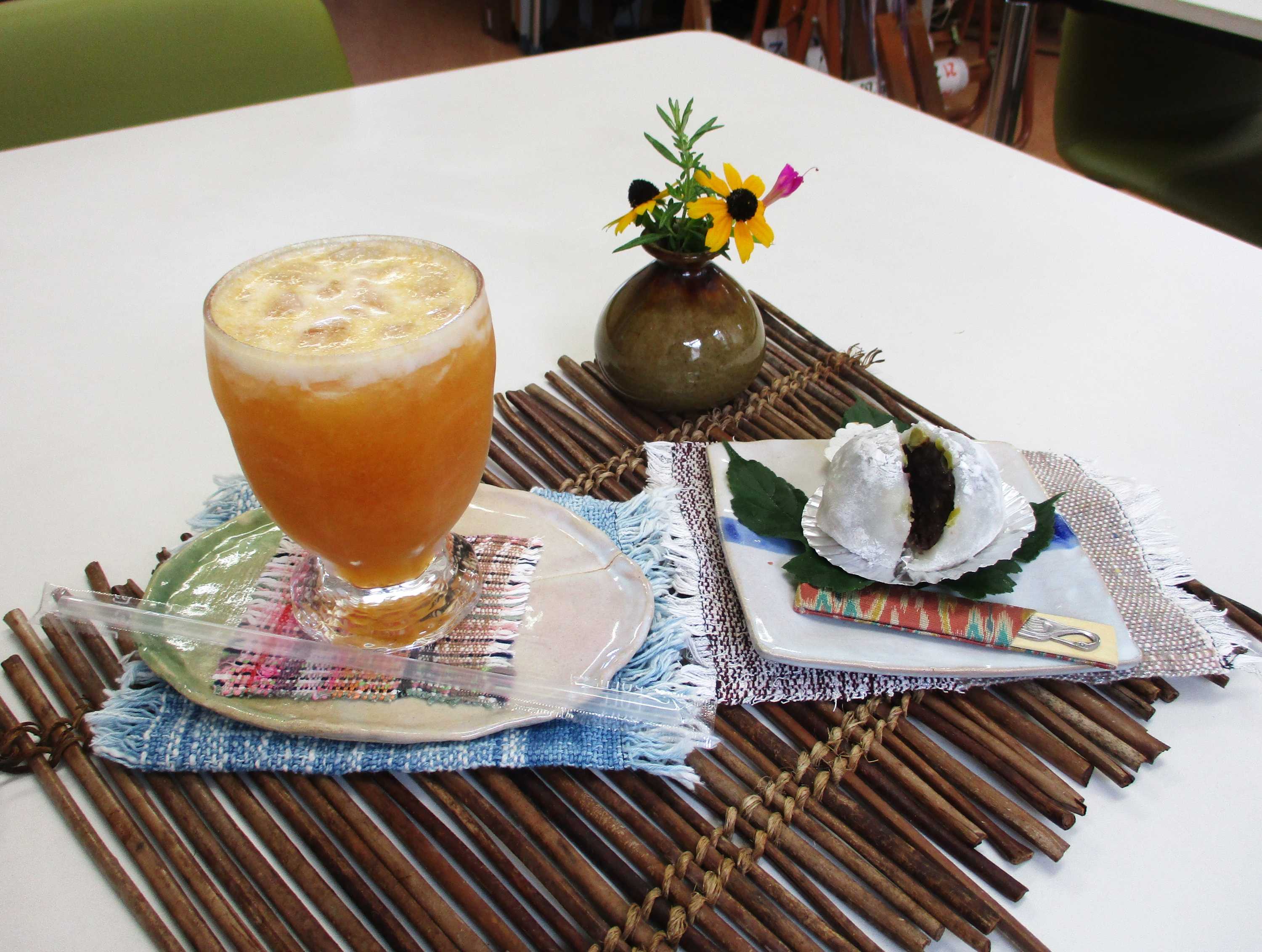 【航】カフェ・ドゥ・リアンからのご案内