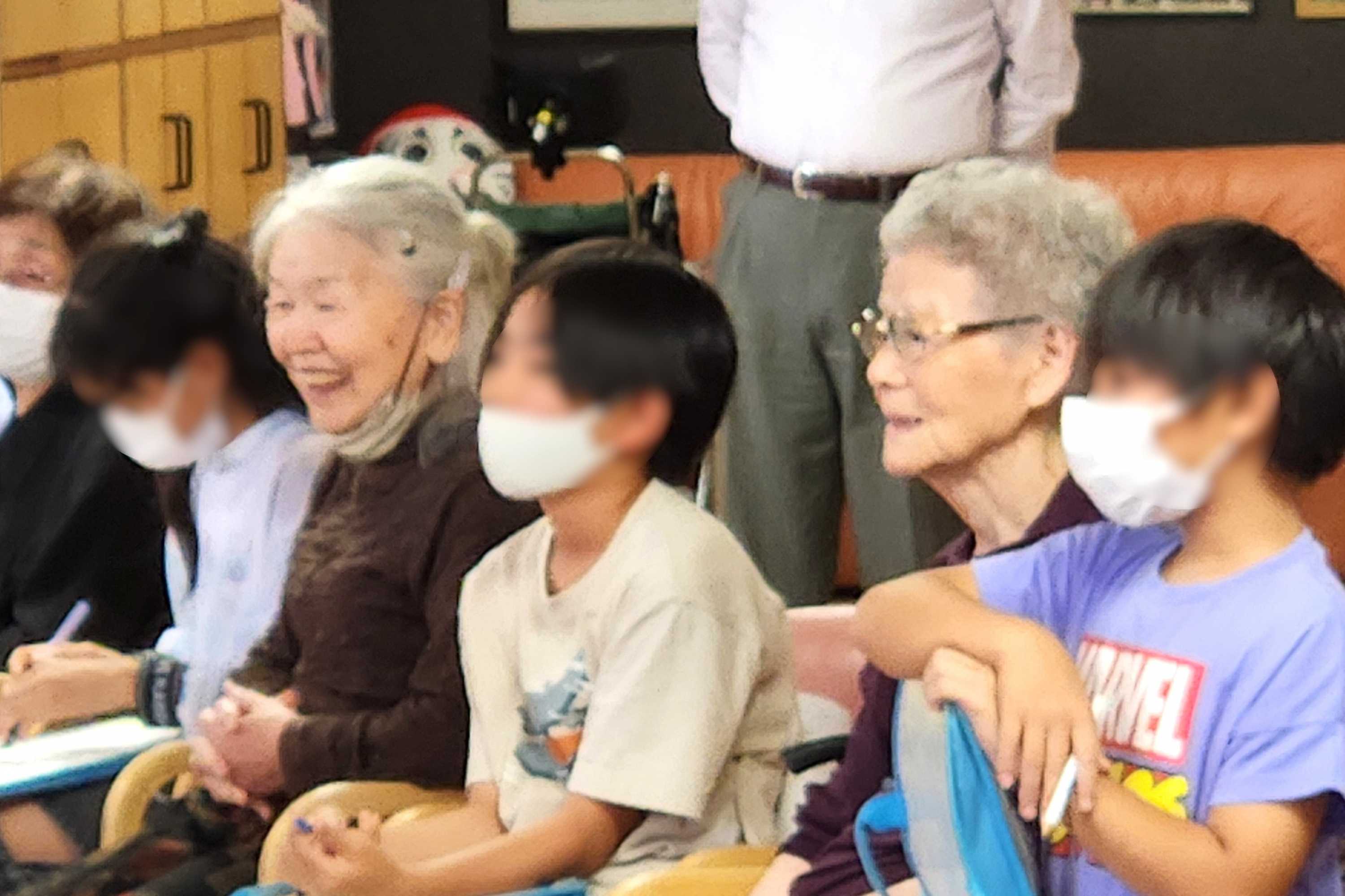 【釜利谷地域ケアプラザ】10/28　可愛らしいお客さま　釜利谷小学校より