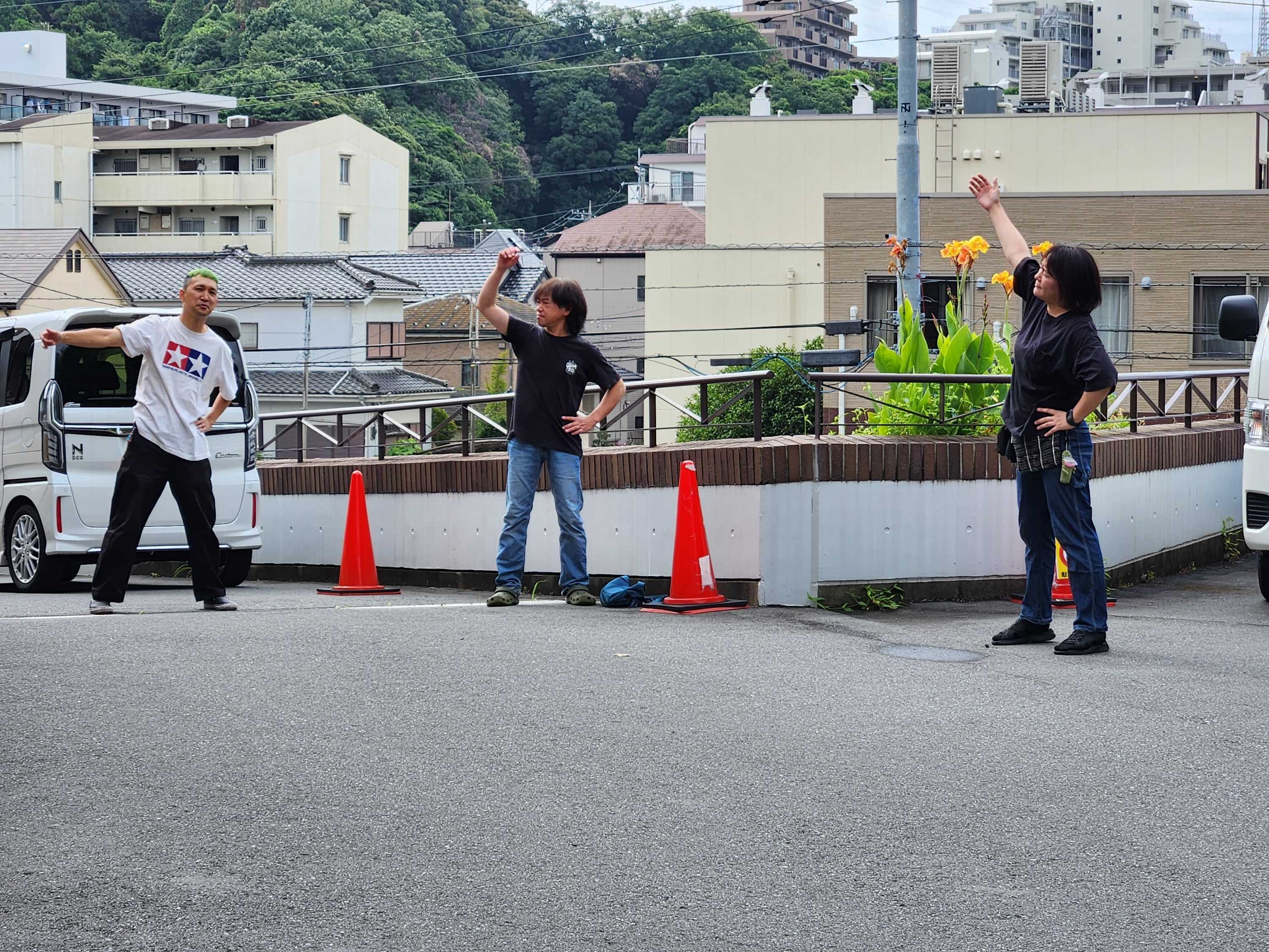 【航】航のスタッフもみんなで朝のラジオ体操♪