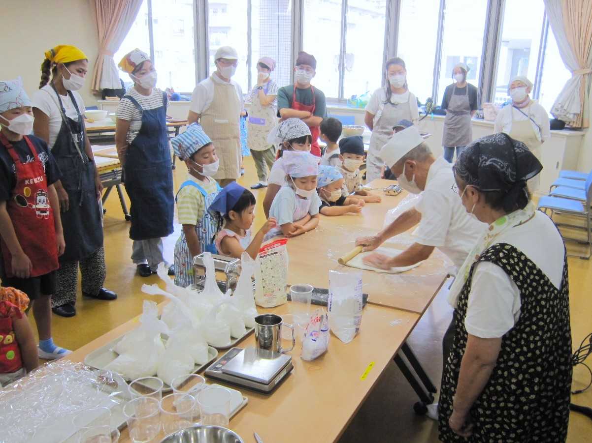 【柳町地域ケアプラザ】8/1　夏休み子ども企画「親子でうどん作り体験‼」